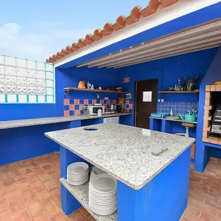 Quinta Achadas - Bouganvillea * Lagos