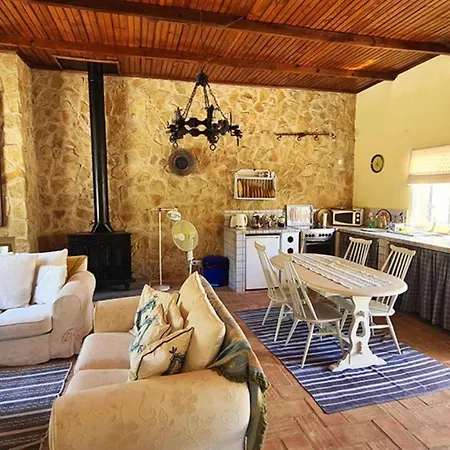 Quinta Achadas - Bouganvillea * Lagos