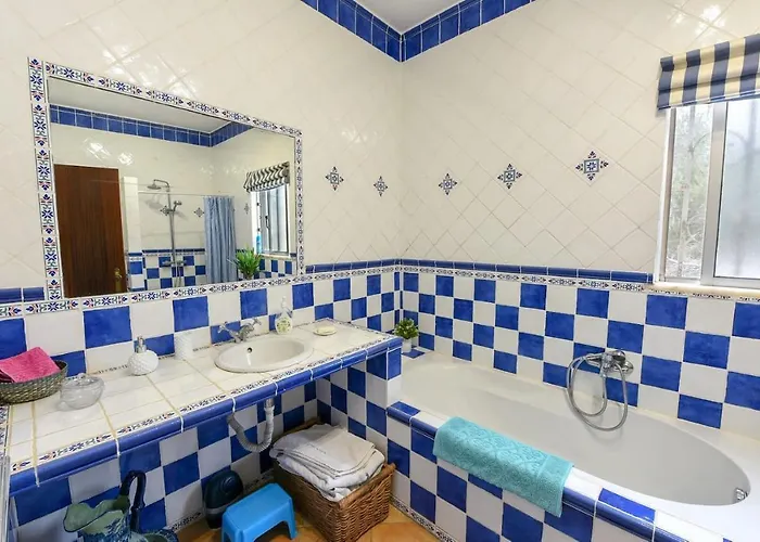 Quinta Achadas - Bouganvillea